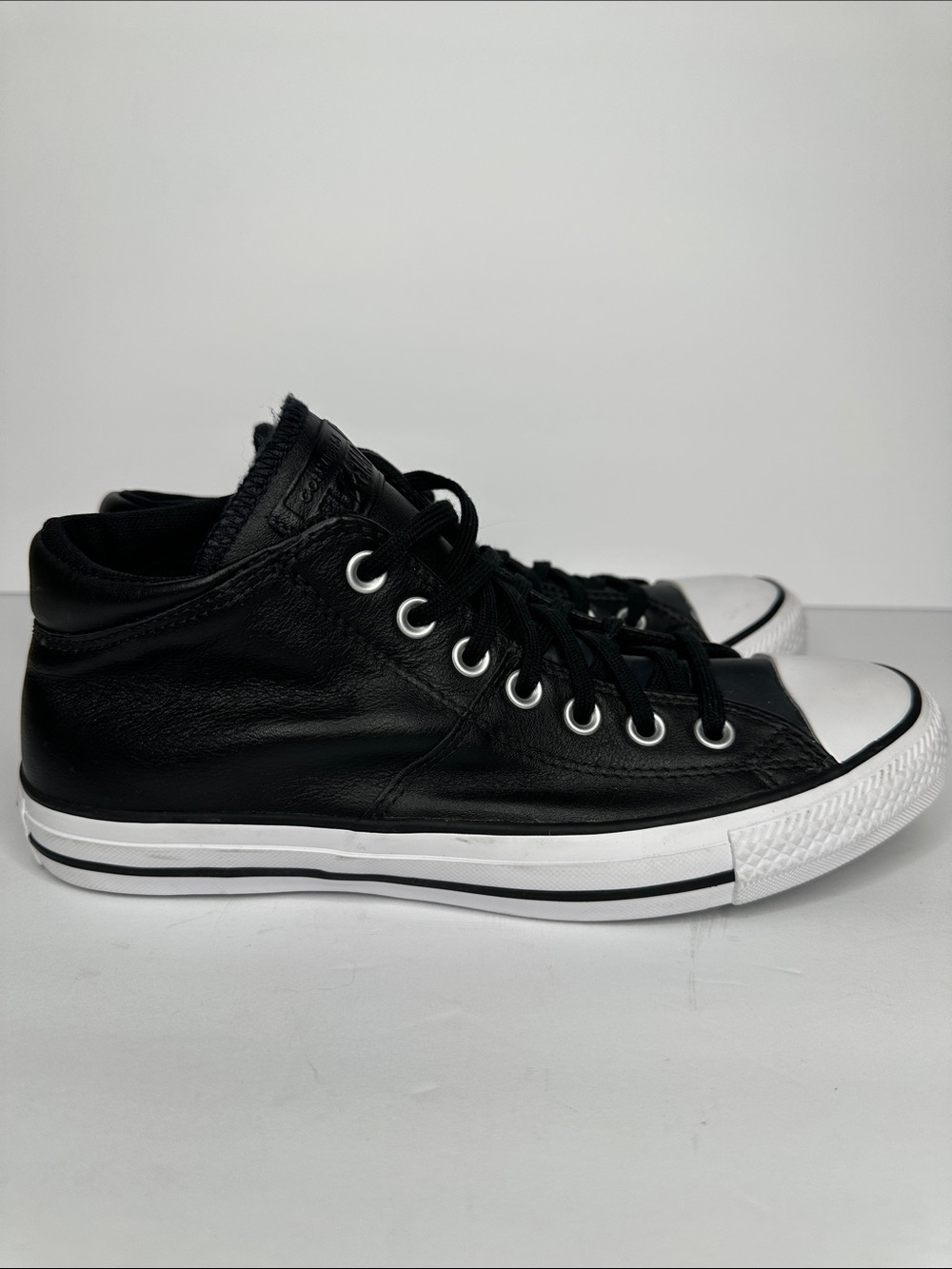 Converse Chuck Taylor All Star Mid Top Women 10